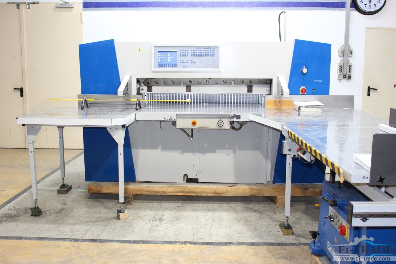 Wohlenberg 137 CUT-Tec - Papírvágó gép: 2 kép. Wohlenberg 137 CUT-Tec - Papírvágó gép: 2 kép.