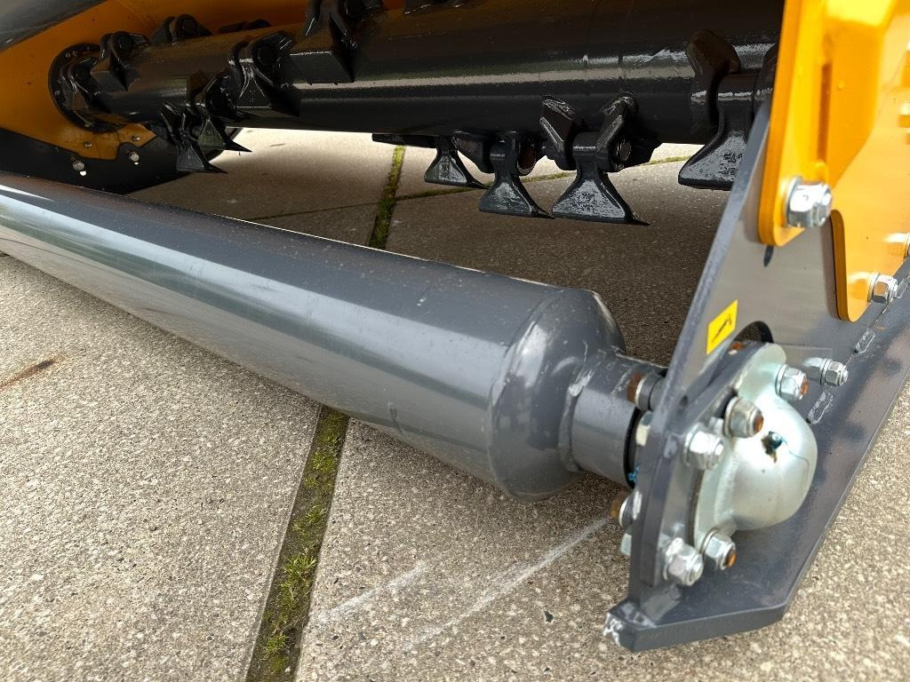 Padkakasza Elho TPM 720 klepelarm arm klepelmaaier (bj 2024): 12 kép. Padkakasza Elho TPM 720 klepelarm arm klepelmaaier (bj 2024): 12 kép.