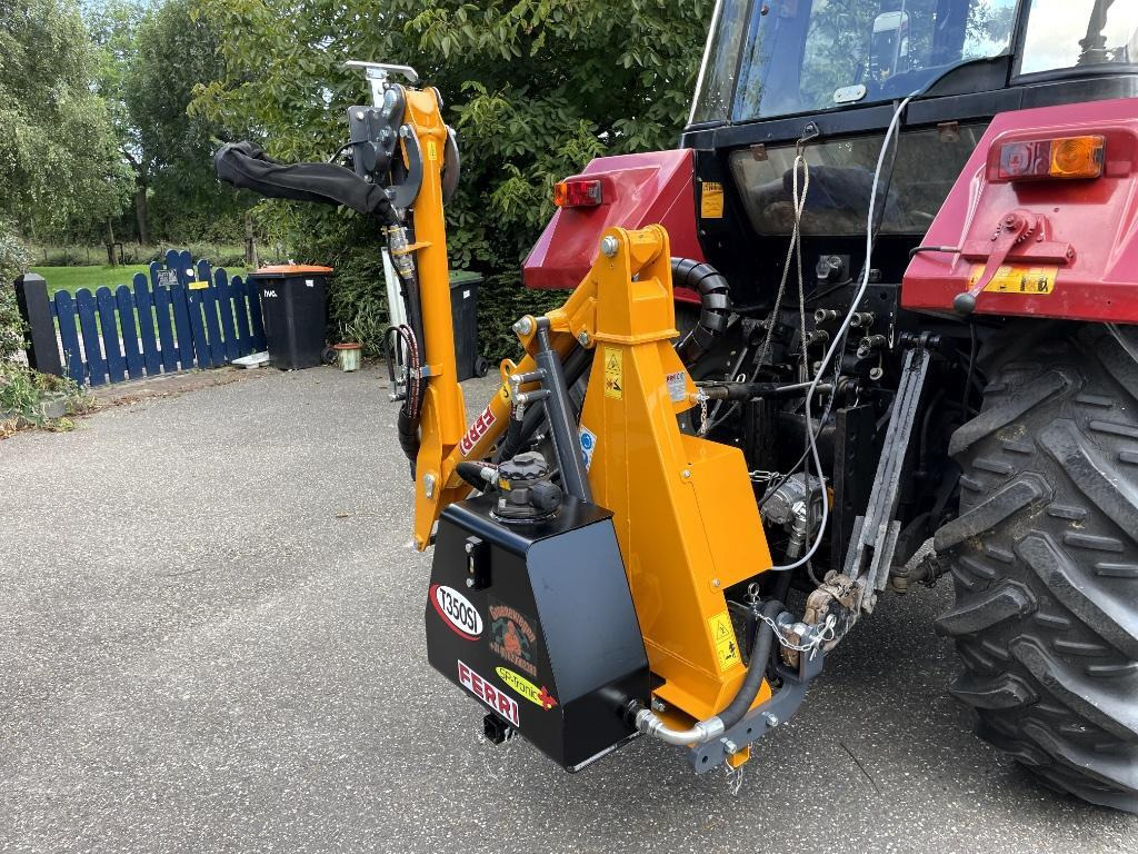 Ferri T350SI snoeischaar heggenschaar trekker tractor - Padkakasza: 3 kép. Ferri T350SI snoeischaar heggenschaar trekker tractor - Padkakasza: 3 kép.