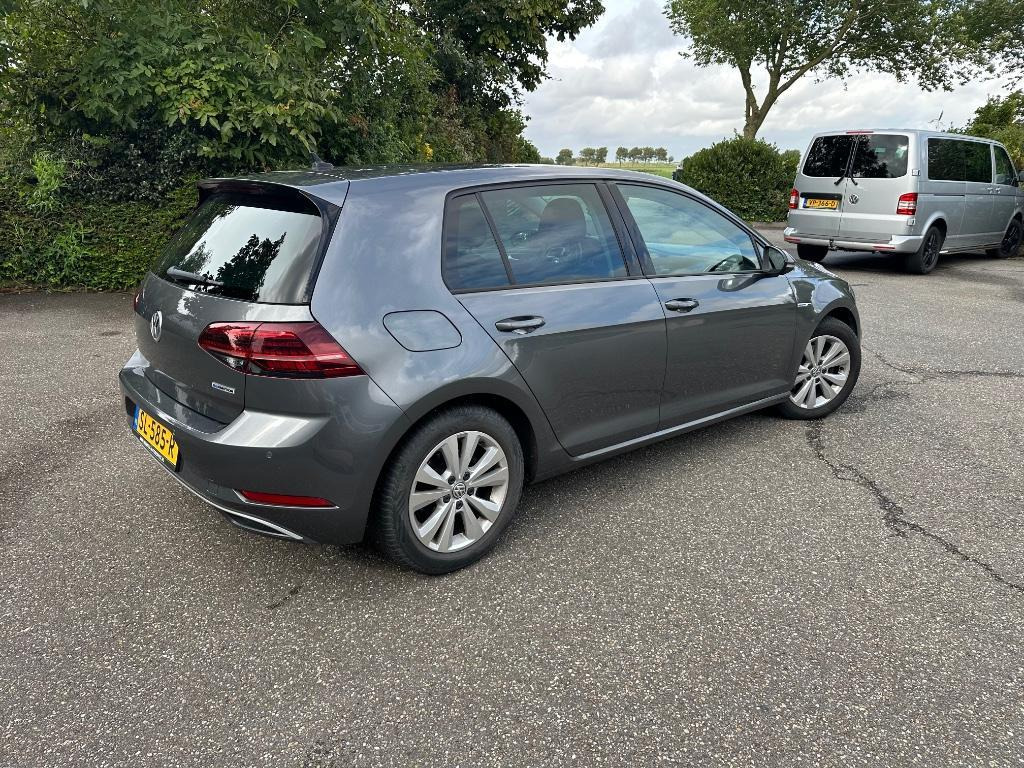 Volkswagen Golf 1.5 TSI 130pk Comfortline Business automaat - Autó: 4 kép. Volkswagen Golf 1.5 TSI 130pk Comfortline Business automaat - Autó: 4 kép.