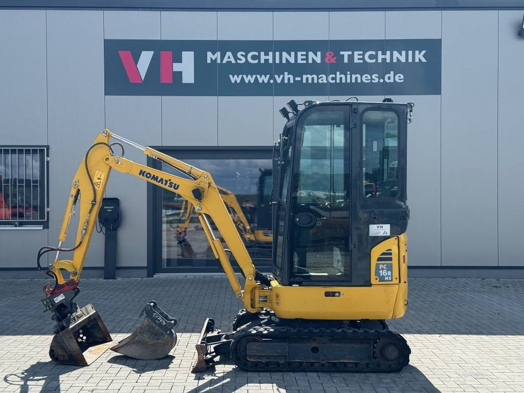 Komatsu PC 16 R-3HS - Minikotró: 1 kép. Komatsu PC 16 R-3HS - Minikotró: 1 kép.