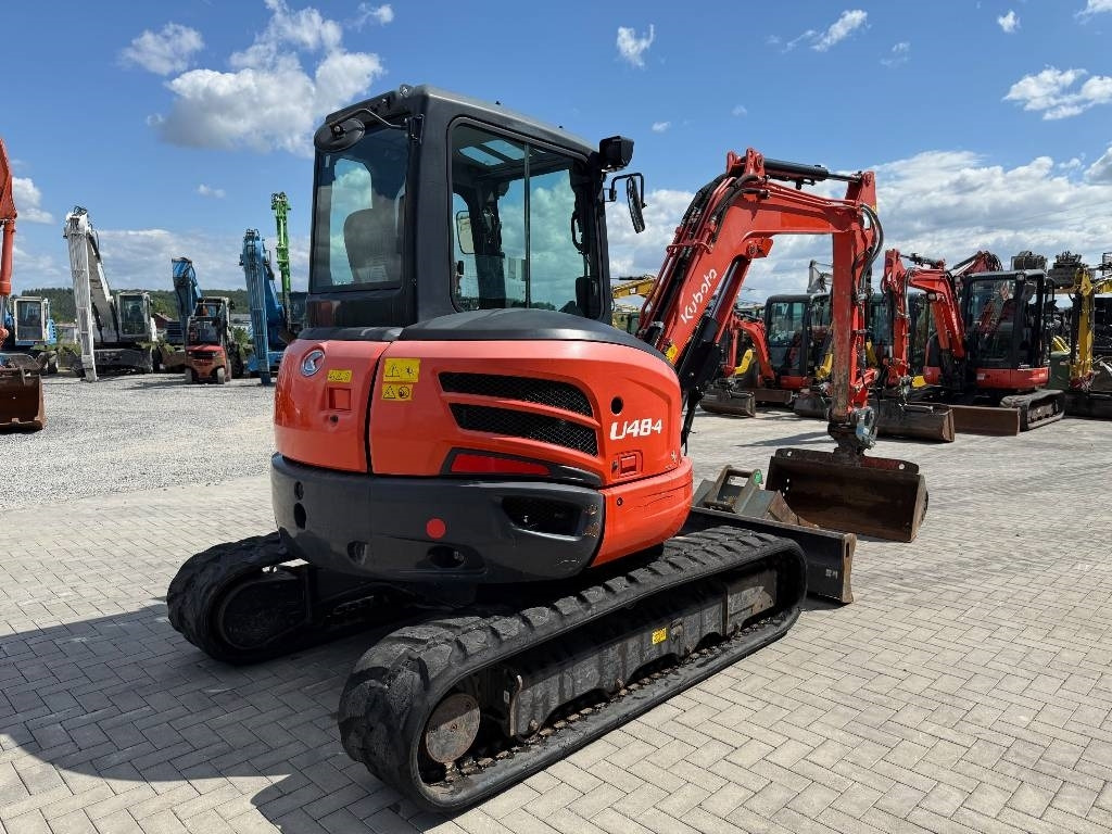 Kubota U 48-4 - Minikotró: 5 kép. Kubota U 48-4 - Minikotró: 5 kép.