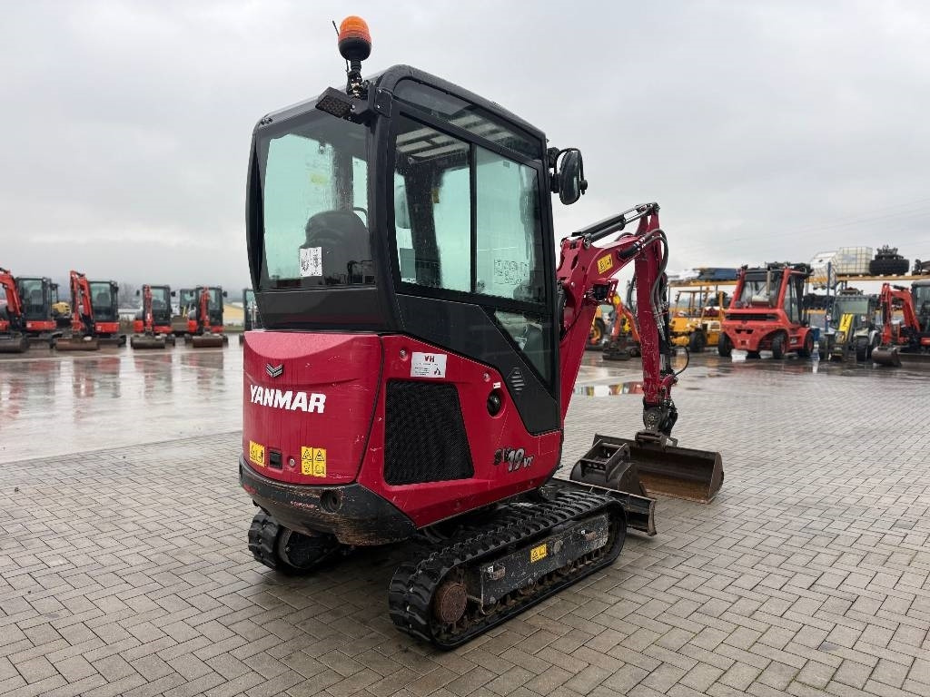 Yanmar SV 19 VT - Minikotró: 5 kép. Yanmar SV 19 VT - Minikotró: 5 kép.