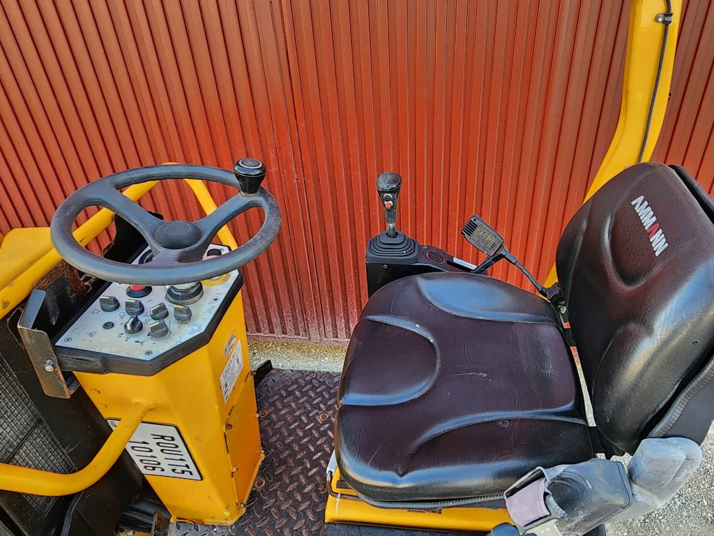 AMMANN AV20-2 - Henger: 4 kép. AMMANN AV20-2 - Henger: 4 kép.