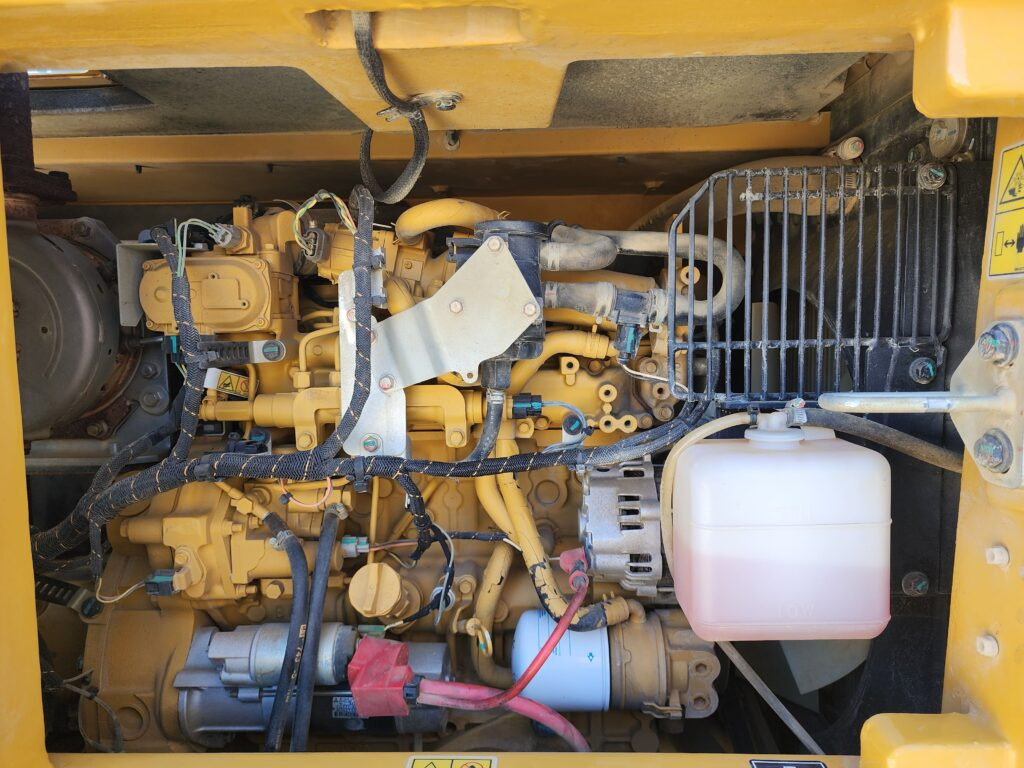 CAT 308CR - Minikotró: 5 kép. CAT 308CR - Minikotró: 5 kép.