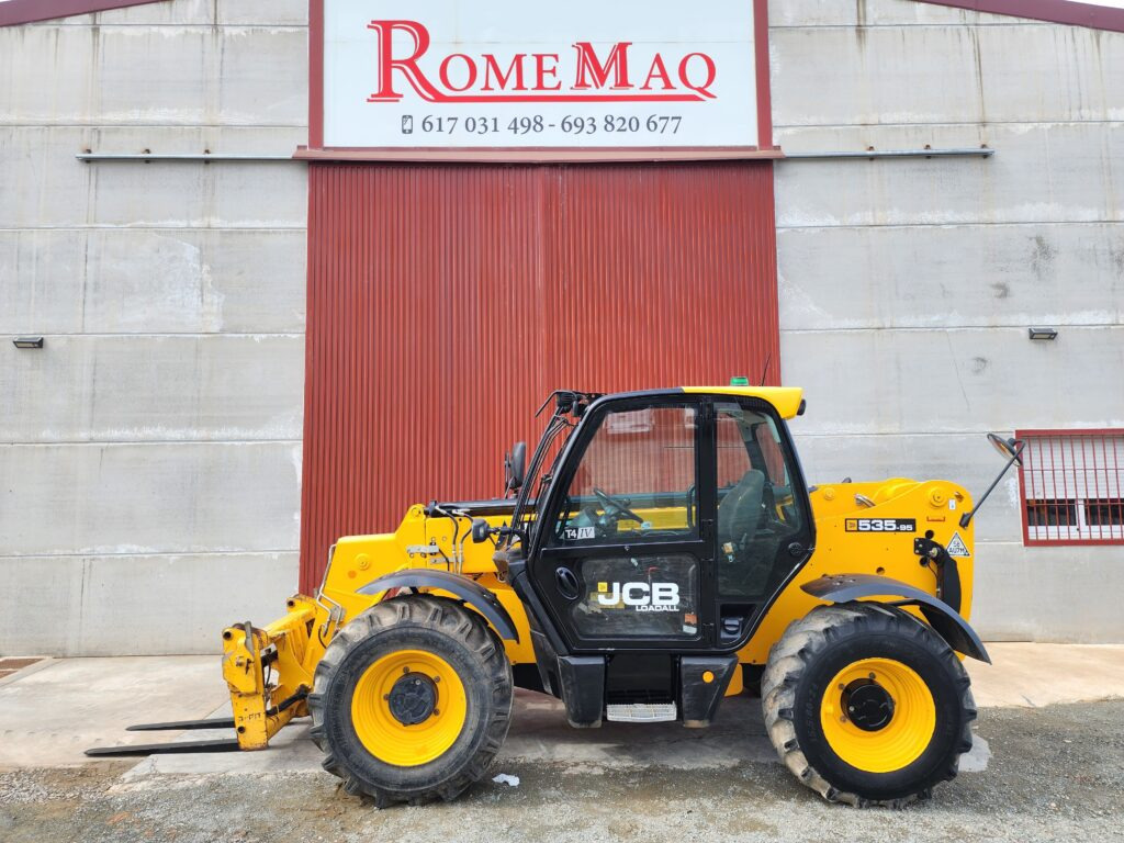 JCB 535-95 - Teleszkópos rakodó: 1 kép. JCB 535-95 - Teleszkópos rakodó: 1 kép.