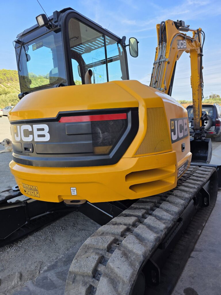 JCB 85Z-2 - Minikotró: 3 kép. JCB 85Z-2 - Minikotró: 3 kép.