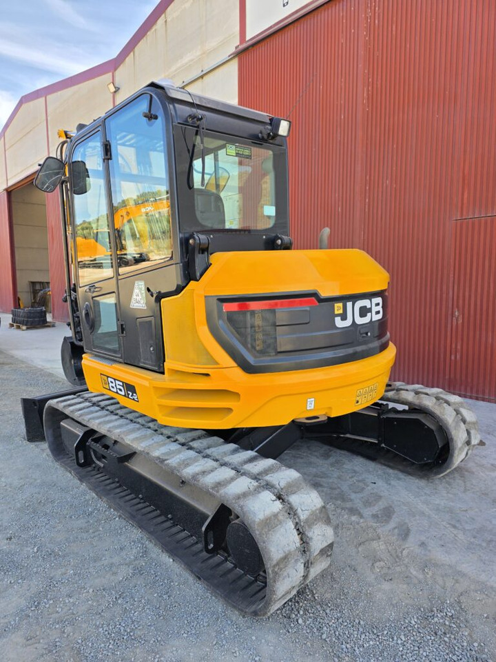 JCB 85Z-2 - Minikotró: 4 kép. JCB 85Z-2 - Minikotró: 4 kép.