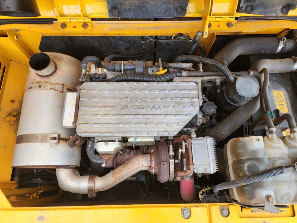 JCB JS220LC+T4i - Lánctalpas kotró: 5 kép. JCB JS220LC+T4i - Lánctalpas kotró: 5 kép.