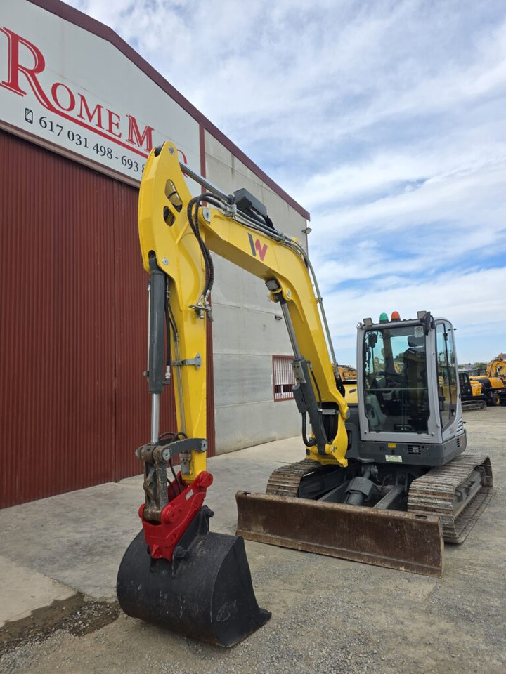 WACKER NEUSON EZ80 - Minikotró: 3 kép. WACKER NEUSON EZ80 - Minikotró: 3 kép.