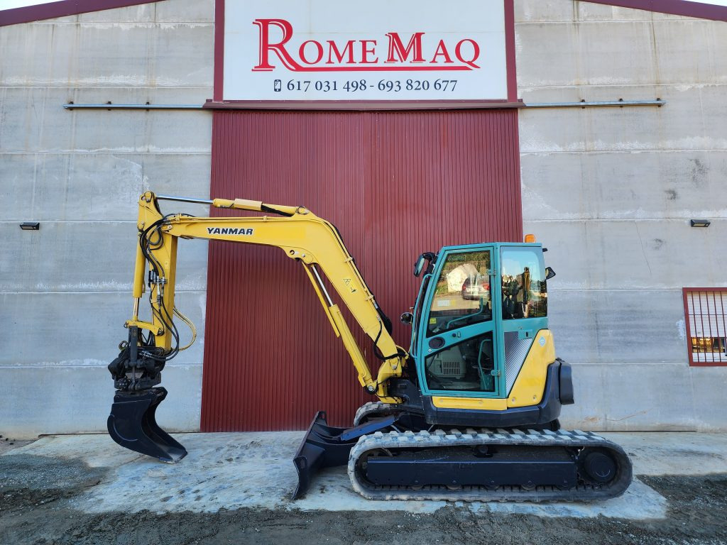 YANMAR VIO80-1A - Minikotró: 2 kép. YANMAR VIO80-1A - Minikotró: 2 kép.