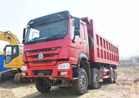 HOWO SINOTRUCK 8X4 DUMP TRUCK DUMPER LORRY 371 2020 - Billenőplatós teherautó: 1 kép. HOWO SINOTRUCK 8X4 DUMP TRUCK DUMPER LORRY 371 2020 - Billenőplatós teherautó: 1 kép.