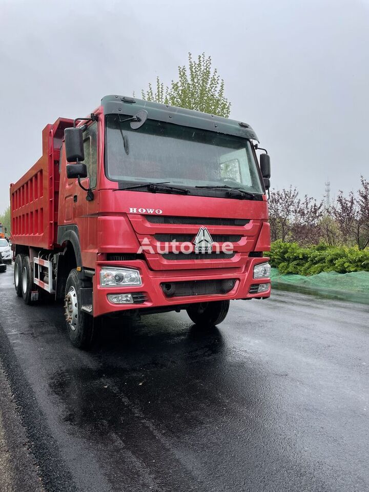 Howo - Billenőplatós teherautó: 1 kép. Howo - Billenőplatós teherautó: 1 kép.