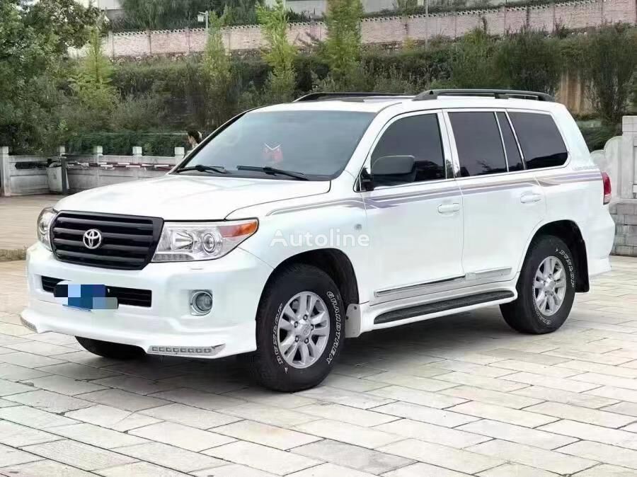 Toyota Land Cruiser - Terepjáró/ SUV: 1 kép. Toyota Land Cruiser - Terepjáró/ SUV: 1 kép.