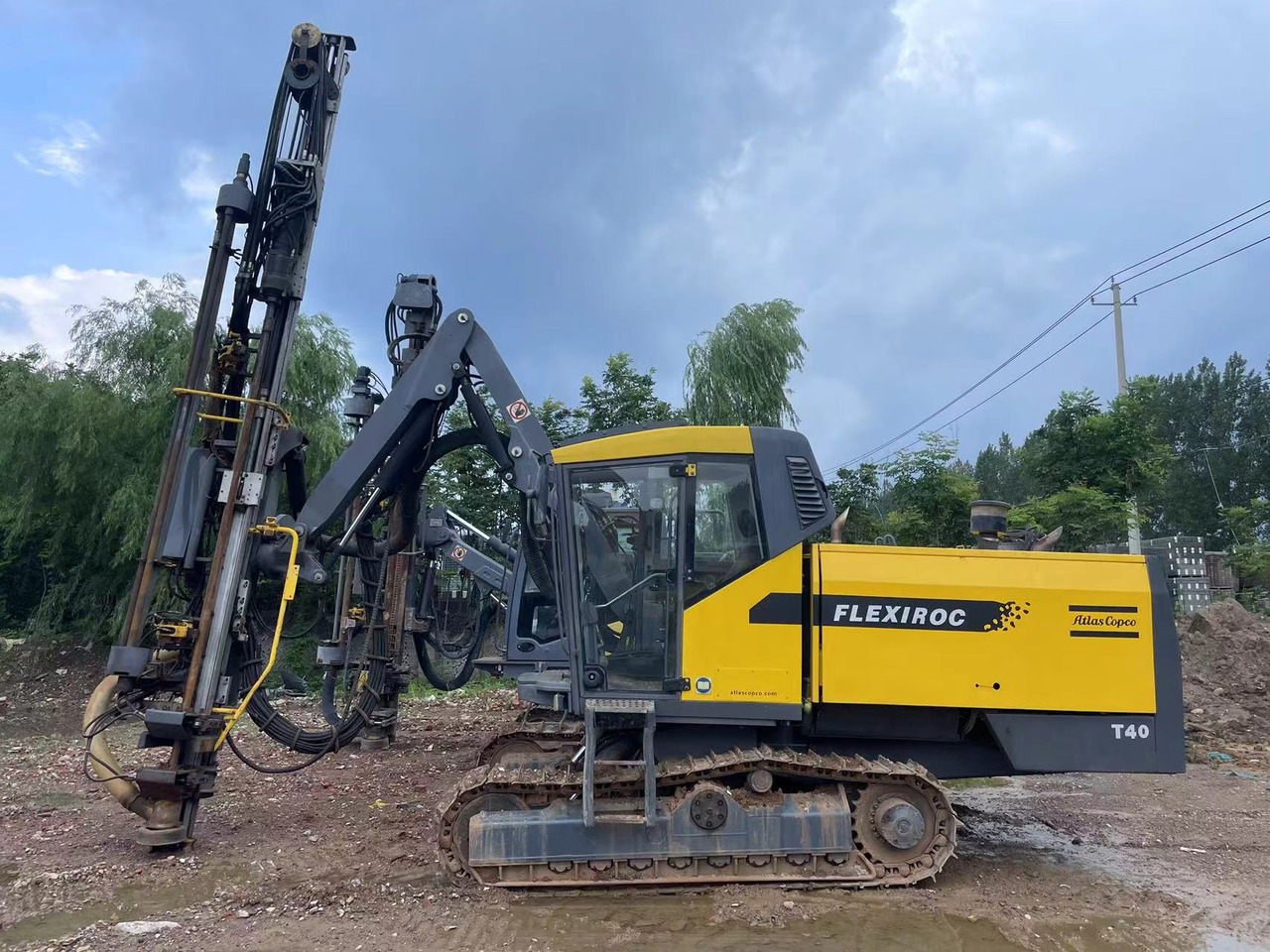 Atlas copco flexiroc T40 - Fúrógép: 1 kép. Atlas copco flexiroc T40 - Fúrógép: 1 kép.