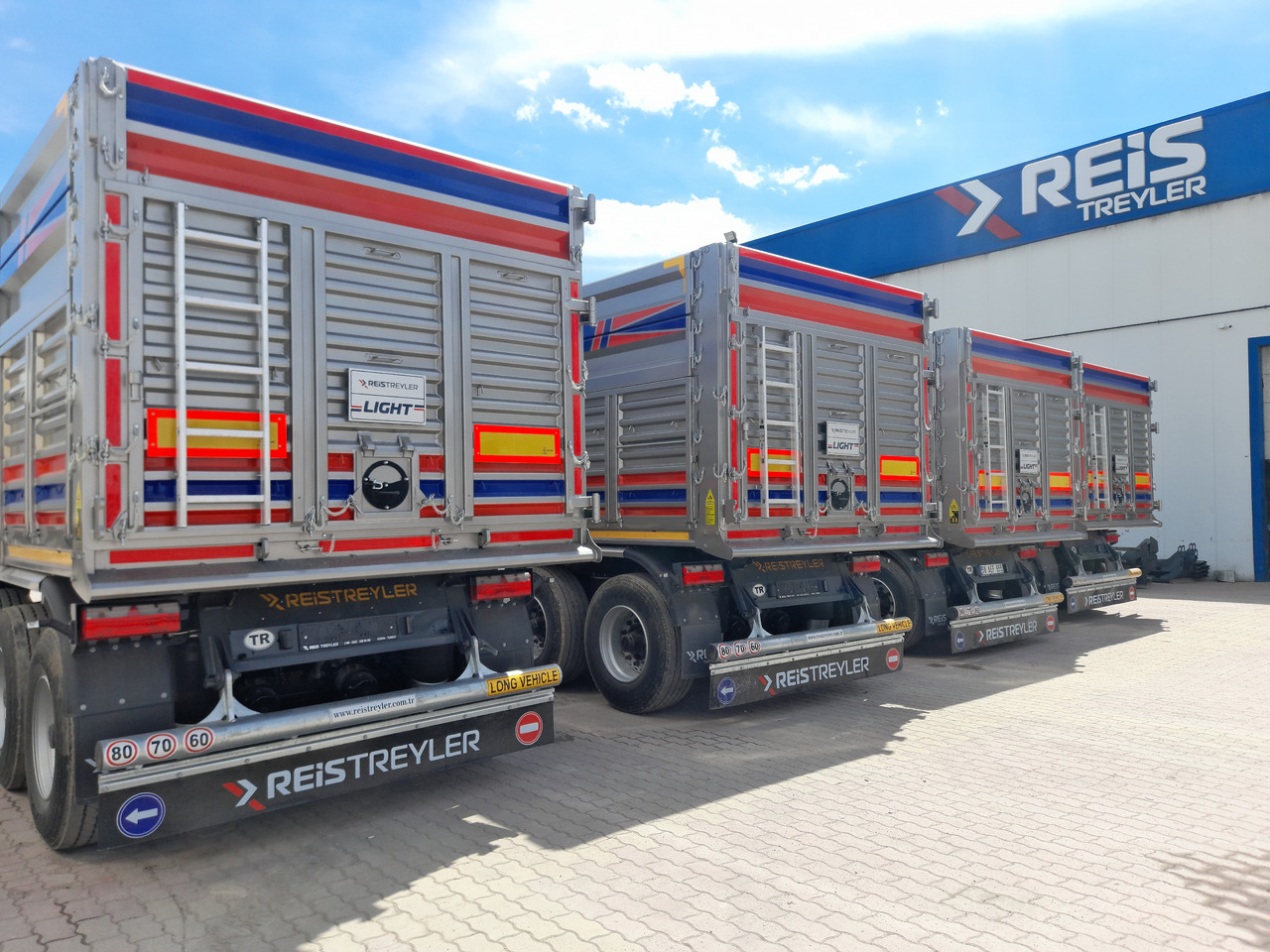 RESITREYLER Premium Semi Trailer Tipper Groups from TURKEY - Félpótkocsi billenőplatós: 4 kép. RESITREYLER Premium Semi Trailer Tipper Groups from TURKEY - Félpótkocsi billenőplatós: 4 kép.
