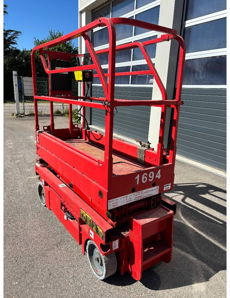 Haulotte Optimum 6 - 6,35m Elektro Scherenarbeitsbühne - Ollós emelő: 2 kép. Haulotte Optimum 6 - 6,35m Elektro Scherenarbeitsbühne - Ollós emelő: 2 kép.