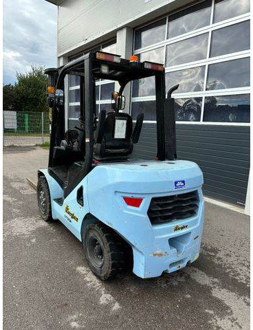 Hyster Yale UT35P Dieselstapler 2500kg, 4800mm, BJ 2019 - Dízel targonca: 4 kép. Hyster Yale UT35P Dieselstapler 2500kg, 4800mm, BJ 2019 - Dízel targonca: 4 kép.