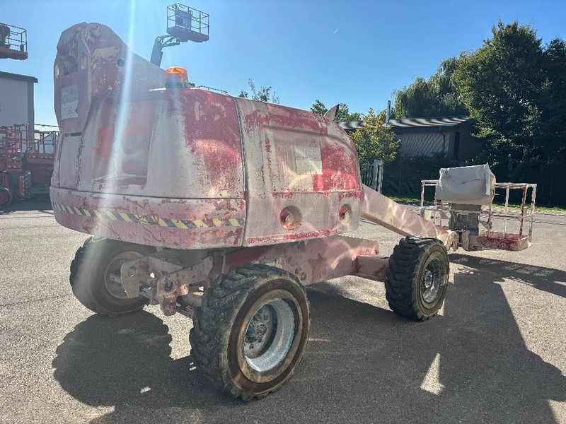 JLG 400 S 14,20m Diesel Teleskop-Arbeitsbühne - Személyemelő: 3 kép. JLG 400 S 14,20m Diesel Teleskop-Arbeitsbühne - Személyemelő: 3 kép.