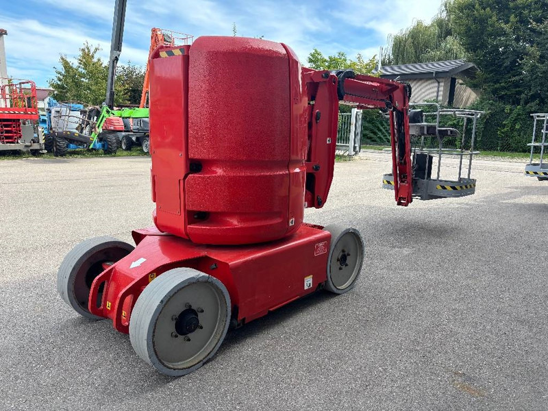 Manitou 120 AETJC - 12m Gelenk-Teleskop-Arbeitsbühne - Személyemelő: 4 kép. Manitou 120 AETJC - 12m Gelenk-Teleskop-Arbeitsbühne - Személyemelő: 4 kép.