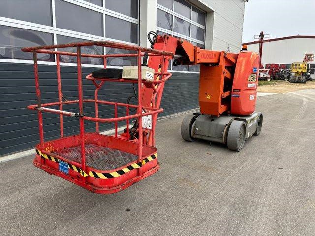 Manitou 120AETJC 12m Gelenk-Teleskop-Bühne *Akkus neu* - Személyemelő: 5 kép. Manitou 120AETJC 12m Gelenk-Teleskop-Bühne *Akkus neu* - Személyemelő: 5 kép.