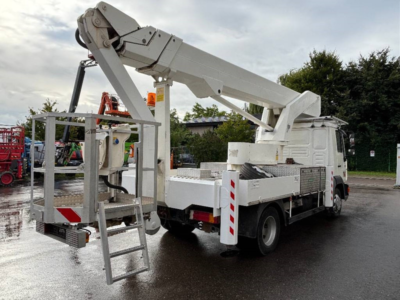 Palfinger TKA 30 KS LKW Arbeitsbühne 30m auf MAN - Emelőkosaras teherautó: 4 kép. Palfinger TKA 30 KS LKW Arbeitsbühne 30m auf MAN - Emelőkosaras teherautó: 4 kép.