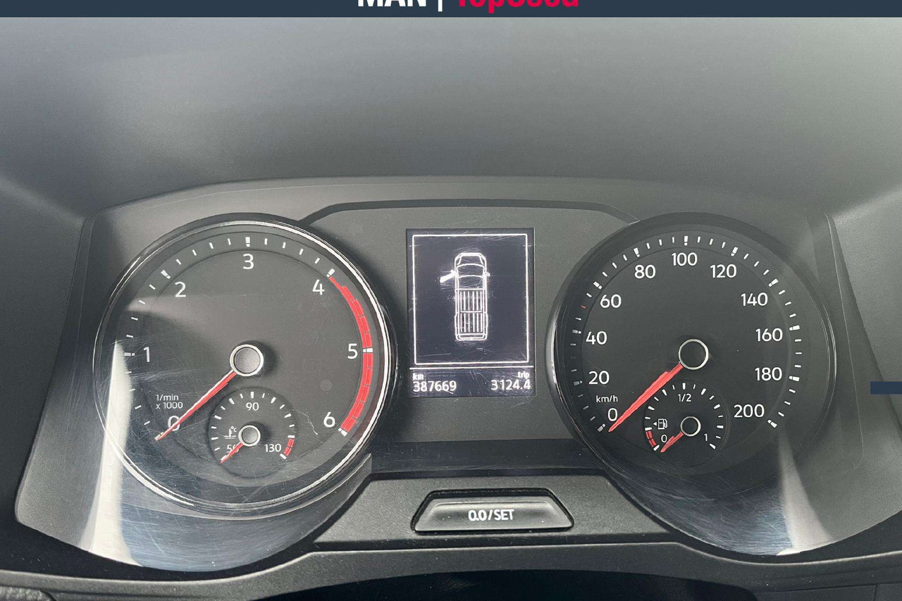 Minibusz, Kisbusz MAN TGE: 14 kép. Minibusz, Kisbusz MAN TGE: 14 kép.