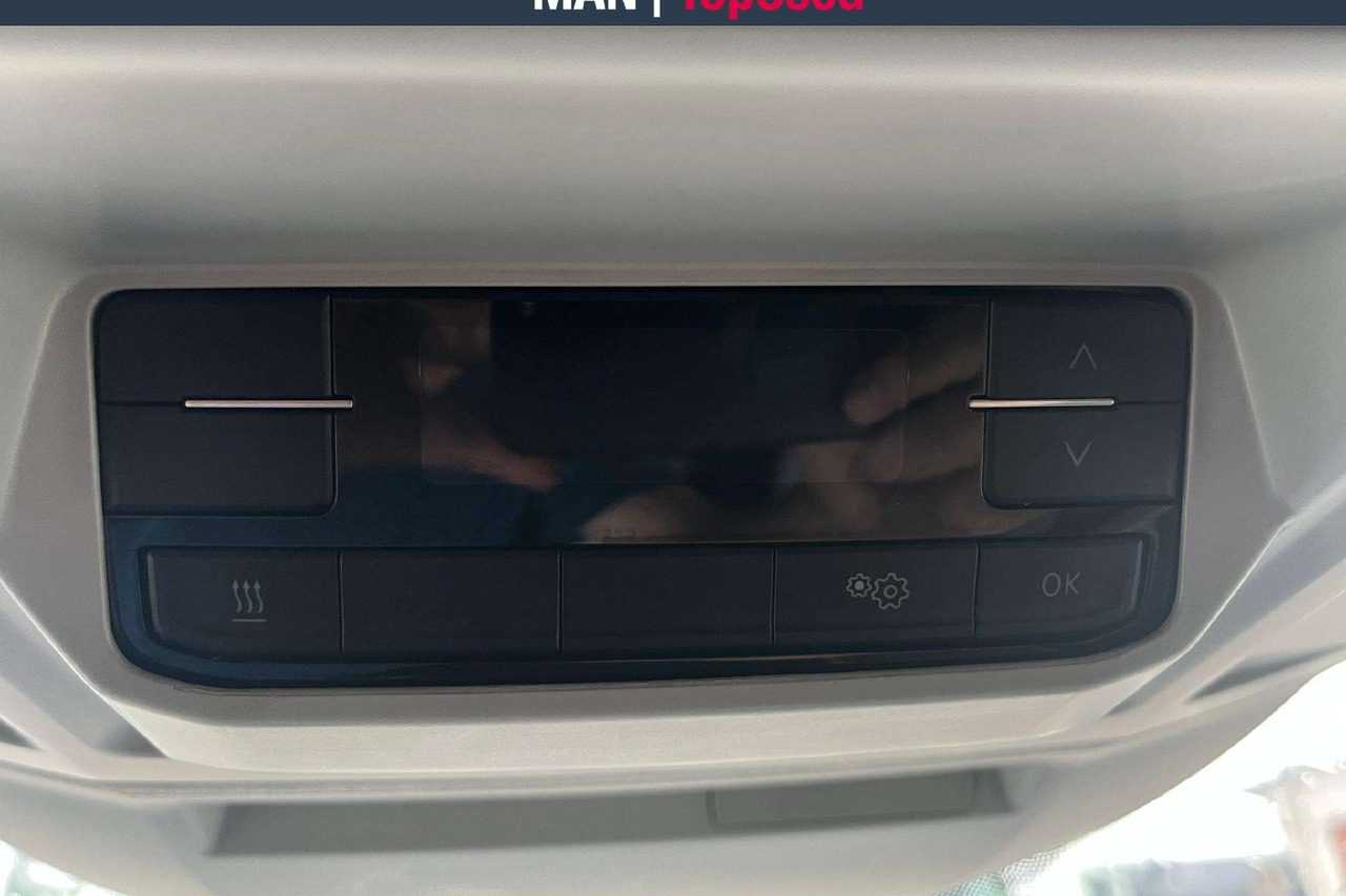 Minibusz, Kisbusz MAN TGE: 12 kép. Minibusz, Kisbusz MAN TGE: 12 kép.