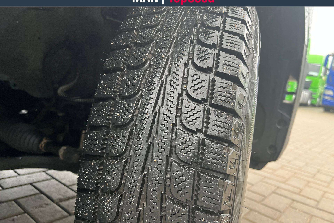 Minibusz, Kisbusz MAN TGE: 15 kép. Minibusz, Kisbusz MAN TGE: 15 kép.