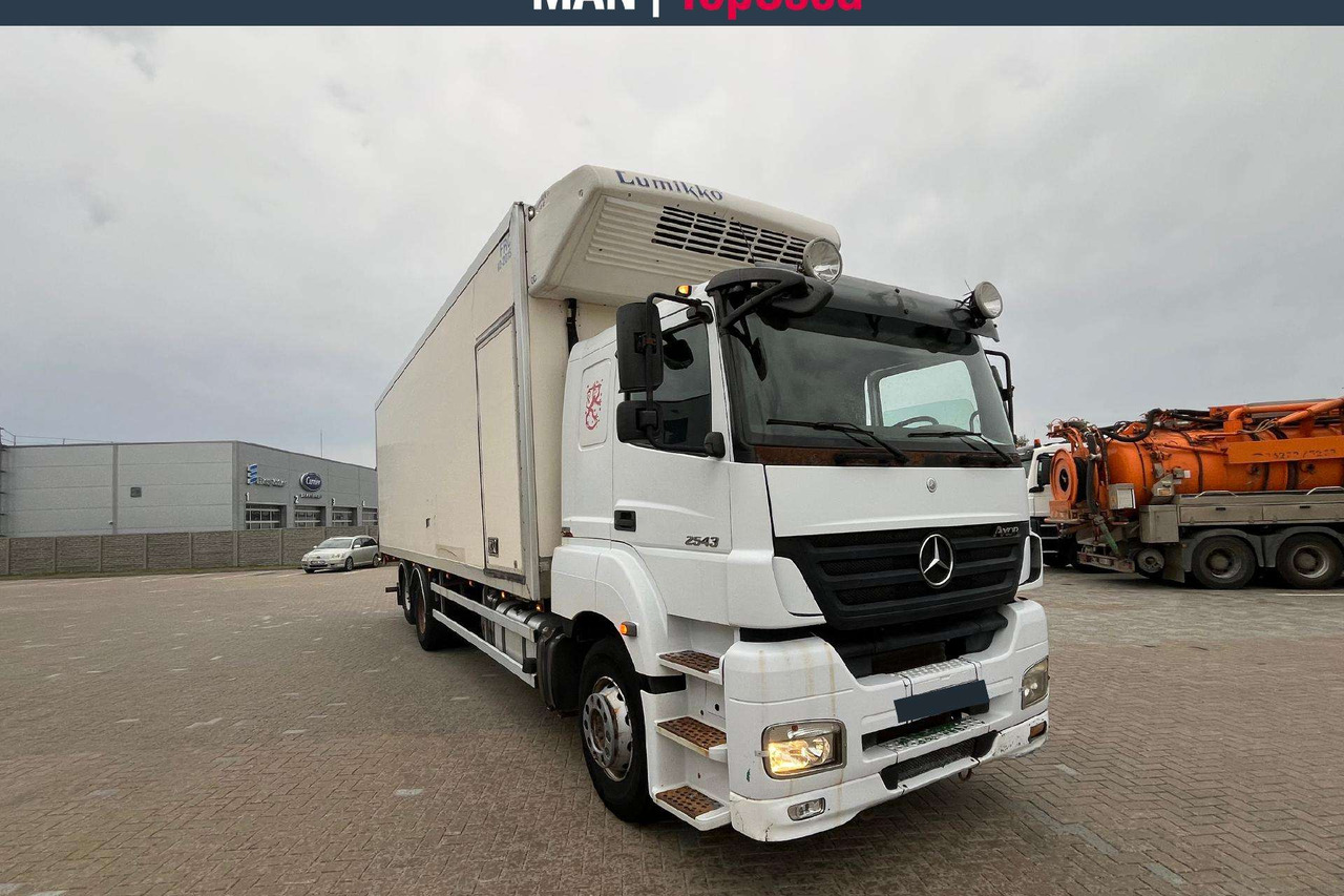 Mercedes-Benz AXOR 2543L Liftas (8772) - Hűtős teherautó: 2 kép. Mercedes-Benz AXOR 2543L Liftas (8772) - Hűtős teherautó: 2 kép.
