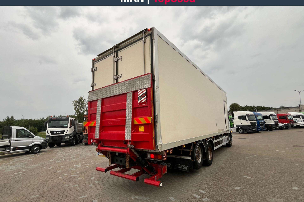 Mercedes-Benz AXOR 2543L Liftas (8772) - Hűtős teherautó: 4 kép. Mercedes-Benz AXOR 2543L Liftas (8772) - Hűtős teherautó: 4 kép.