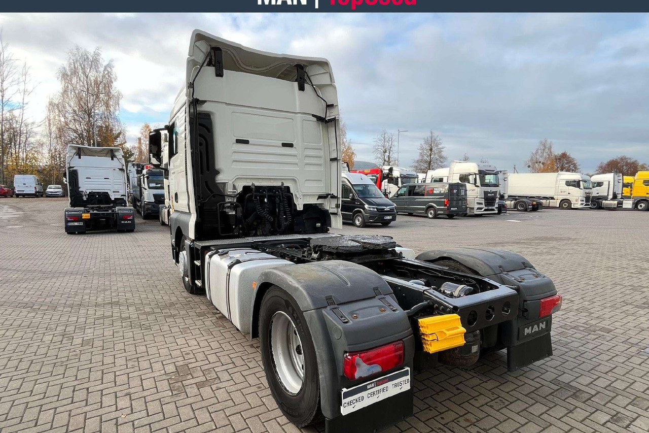 MAN 18.470 4X2 XLX Retarder (9264) - Nyergesvontató: 3 kép. MAN 18.470 4X2 XLX Retarder (9264) - Nyergesvontató: 3 kép.