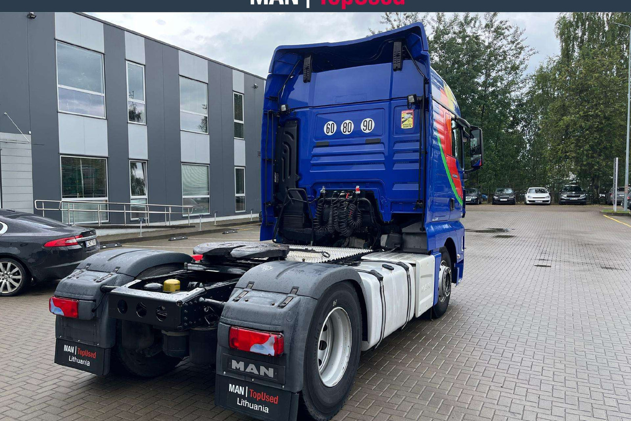 MAN TGX 18.500 XLX Cab Retarder (8734) - Nyergesvontató: 4 kép. MAN TGX 18.500 XLX Cab Retarder (8734) - Nyergesvontató: 4 kép.