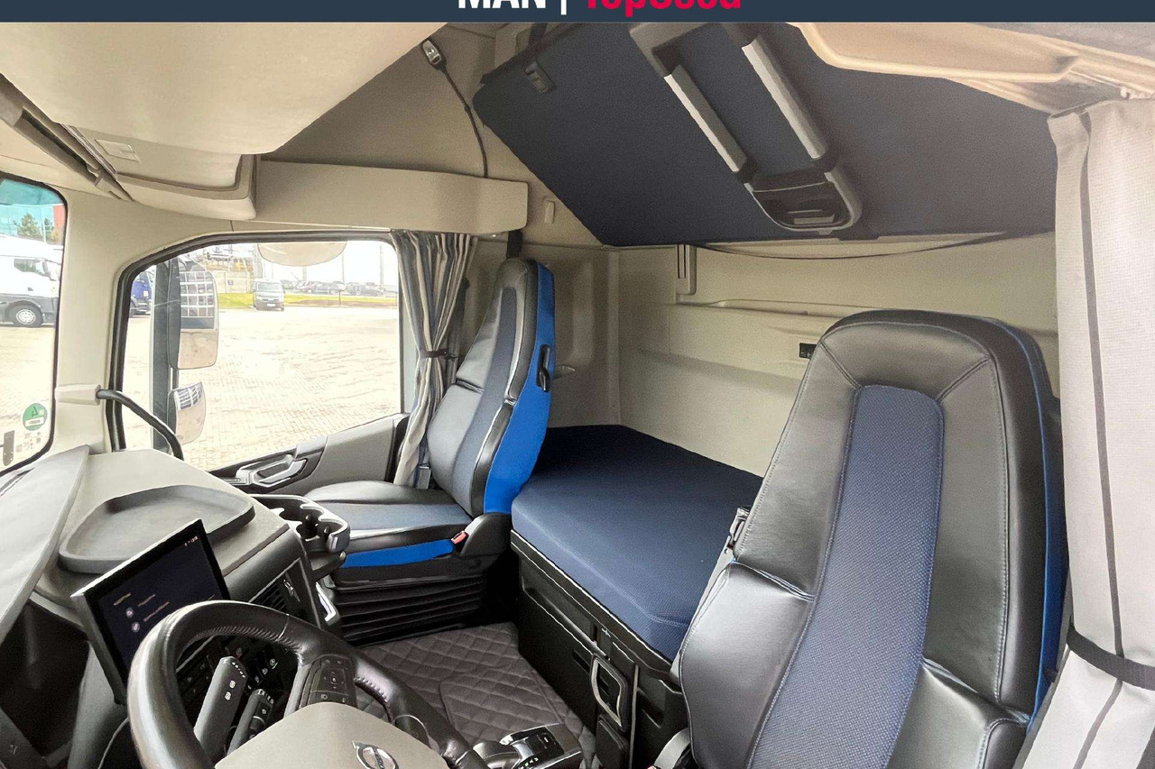 Volvo FH 460 I save Gold (9315) - Nyergesvontató: 5 kép. Volvo FH 460 I save Gold (9315) - Nyergesvontató: 5 kép.