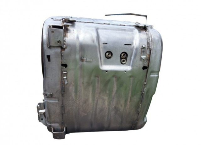 Katalysator SCR Euro 6 SCANIA Serie R - 2587685 2519407 2629445 2519406 2511867 2519405 - Katalizátor - Teherautó: 4 kép. Katalysator SCR Euro 6 SCANIA Serie R - 2587685 2519407 2629445 2519406 2511867 2519405 - Katalizátor - Teherautó: 4 kép.