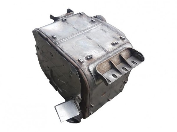 Katalysator SCR Euro 6 VOLVO FL / RENAULT Serie D - 21750081 23171811 85022437 21750067 21750074 7421750067 7421750074 23173965 - Katalizátor - Teherautó: 3 kép. Katalysator SCR Euro 6 VOLVO FL / RENAULT Serie D - 21750081 23171811 85022437 21750067 21750074 7421750067 7421750074 23173965 - Katalizátor - Teherautó: 3 kép.