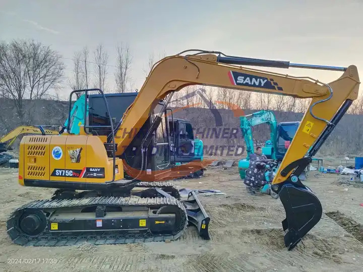 2020 Year Cheaper Second Hand Sany 75cpro Escavator 7ton Used Track Escavator Excavator Sy75c Pro Sale Sy75c Sy95c Sy135 - Kotrógép: 5 kép. 2020 Year Cheaper Second Hand Sany 75cpro Escavator 7ton Used Track Escavator Excavator Sy75c Pro Sale Sy75c Sy95c Sy135 - Kotrógép: 5 kép.