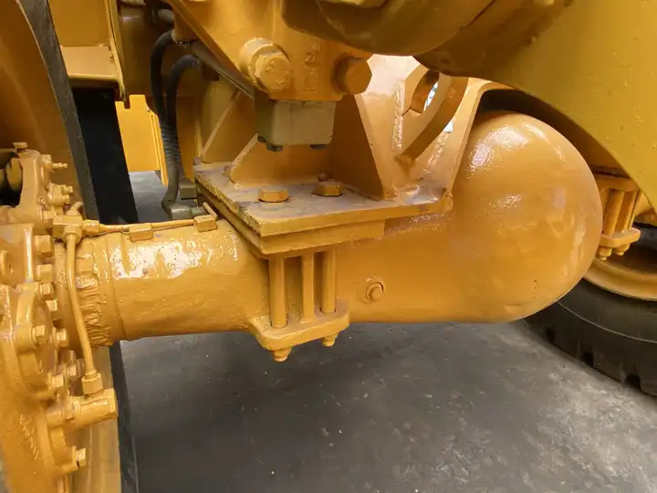 5 Ton Wheel Loader Liugong Clg856 Zl50cn Slightly Used Front Loader With Articulated Boom In Shanghai - Gumikerekes homlokrakodó: 3 kép. 5 Ton Wheel Loader Liugong Clg856 Zl50cn Slightly Used Front Loader With Articulated Boom In Shanghai - Gumikerekes homlokrakodó: 3 kép.
