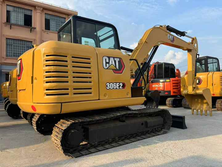 6ton Caterpillar 306e2 Crawler Excavator Cat 306 Tractor Excavator Cat 306/306e/307e2/306/306e2 Excavator - Kotrógép: 2 kép. 6ton Caterpillar 306e2 Crawler Excavator Cat 306 Tractor Excavator Cat 306/306e/307e2/306/306e2 Excavator - Kotrógép: 2 kép.