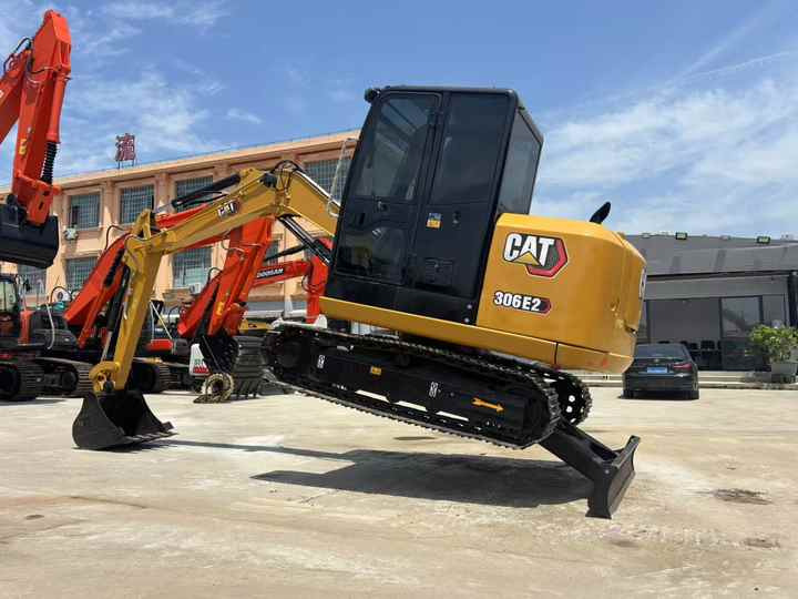 6ton Caterpillar 306e2 Crawler Excavator Cat 306 Tractor Excavator Cat 306/306e/307e2/306/306e2 Excavator - Kotrógép: 5 kép. 6ton Caterpillar 306e2 Crawler Excavator Cat 306 Tractor Excavator Cat 306/306e/307e2/306/306e2 Excavator - Kotrógép: 5 kép.