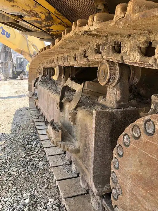 70 Ton Used Japan Komatsu PC700 Excavator for Sale Used Excavator PC220 PC200 PC240 PC600 PC650 PC700 PC800 - Kotrógép: 5 kép. 70 Ton Used Japan Komatsu PC700 Excavator for Sale Used Excavator PC220 PC200 PC240 PC600 PC650 PC700 PC800 - Kotrógép: 5 kép.