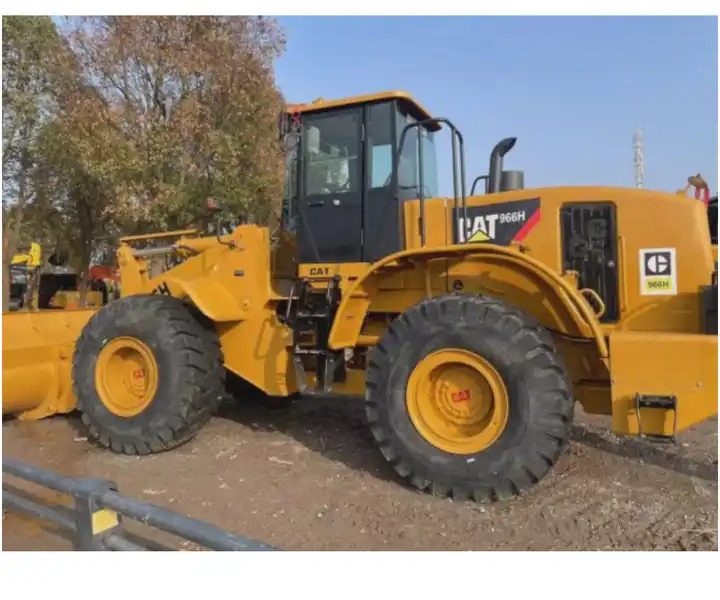 Cheap Used Japan Cat 966h Wheel Loader Second Hand Original Caterpillar 966 Pay Loader in Sale - Gumikerekes homlokrakodó: 1 kép. Cheap Used Japan Cat 966h Wheel Loader Second Hand Original Caterpillar 966 Pay Loader in Sale - Gumikerekes homlokrakodó: 1 kép.