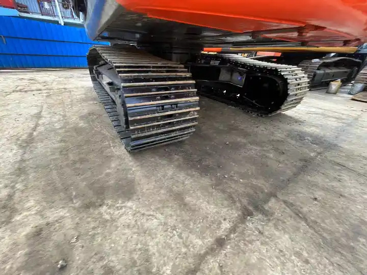 Excavadoras de segunda mano Hitachi Used excavator Hitachi ZX120 Japanese Hitachi second hand - Kotrógép: 5 kép. Excavadoras de segunda mano Hitachi Used excavator Hitachi ZX120 Japanese Hitachi second hand - Kotrógép: 5 kép.