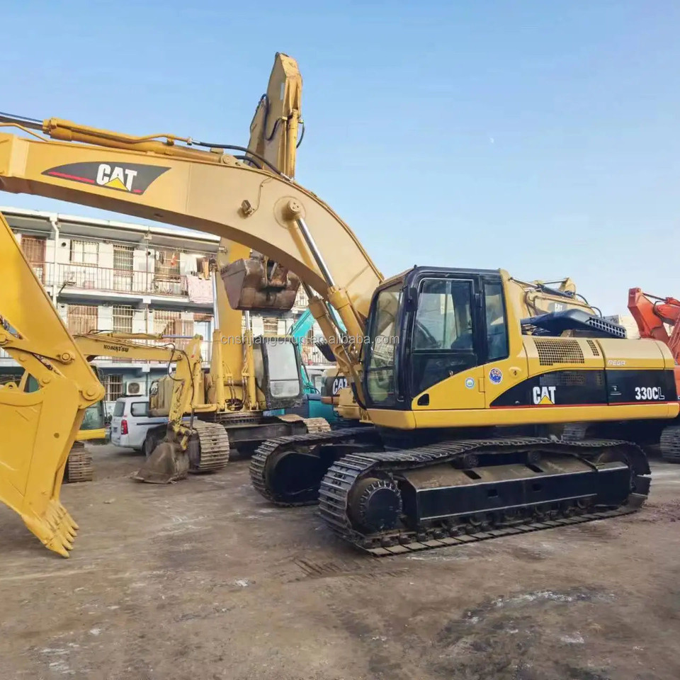 Excellent Condition Used Japan Original Caterpillar Cat 330CL Excavator for Sale - Lánctalpas kotró: 1 kép. Excellent Condition Used Japan Original Caterpillar Cat 330CL Excavator for Sale - Lánctalpas kotró: 1 kép.