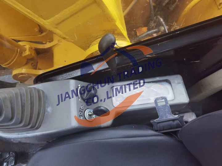 Good Price CAT 305.5E 307 308C 308D 308E 312D 315D 320C 320D Second Hand 7 Tons Used Mini Crawler Excavator - Minikotró: 5 kép. Good Price CAT 305.5E 307 308C 308D 308E 312D 315D 320C 320D Second Hand 7 Tons Used Mini Crawler Excavator - Minikotró: 5 kép.
