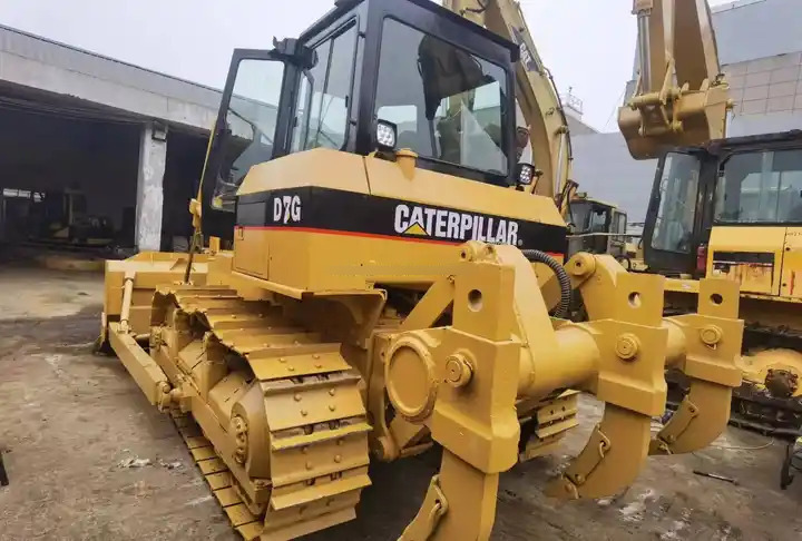Buldózer Good Price Used Bulldozer Cat D6G Second hand Caterpillar D6G D7G D7R D8R In Stock earth-moving machinery On Sale: 7 kép. Buldózer Good Price Used Bulldozer Cat D6G Second hand Caterpillar D6G D7G D7R D8R In Stock earth-moving machinery On Sale: 7 kép.