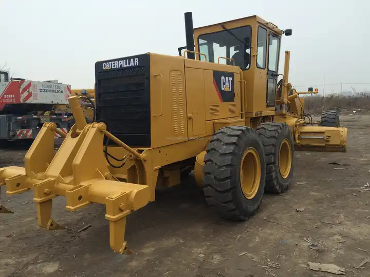 High Quality Second Hand Cat 140h Grader Used excellent Grader cat 140h 140k with good condition in Low Price on sale - Gréder: 5 kép. High Quality Second Hand Cat 140h Grader Used excellent Grader cat 140h 140k with good condition in Low Price on sale - Gréder: 5 kép.