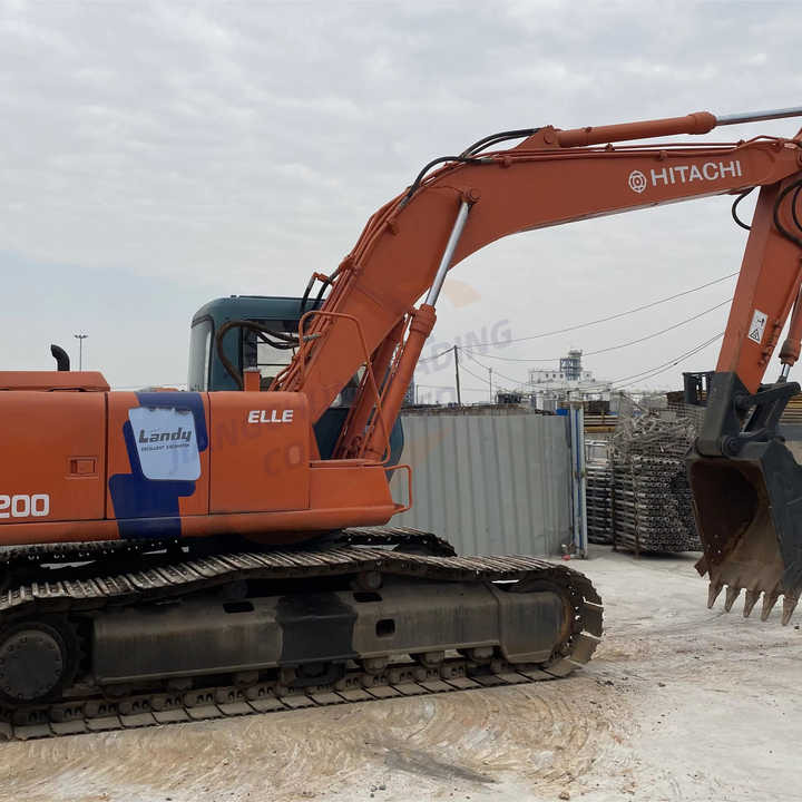 Hot sale Used Hitachi EX200-3 digger 20ton Excavator second hand excavator - Lánctalpas kotró: 1 kép. Hot sale Used Hitachi EX200-3 digger 20ton Excavator second hand excavator - Lánctalpas kotró: 1 kép.