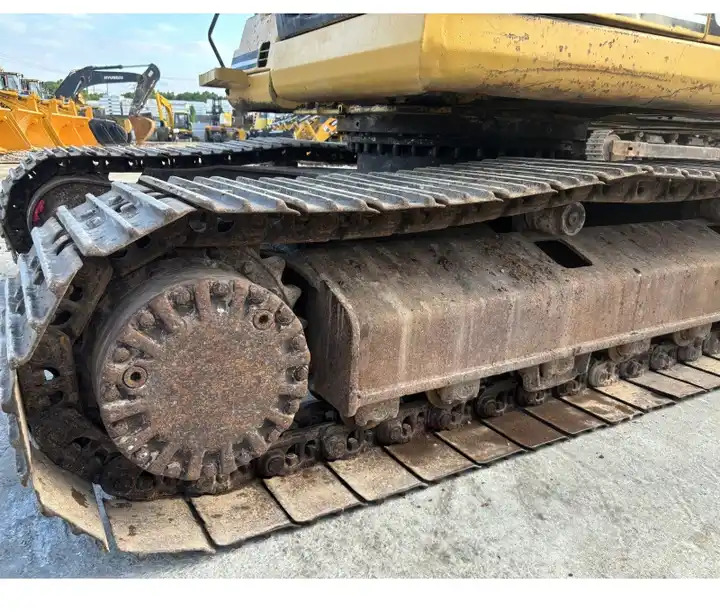Original Japan Caterpillar Hydraulic Crawler Digger Cat320d Used Excavator Cat 320bl/325D/330bl/336D - Lánctalpas kotró: 4 kép. Original Japan Caterpillar Hydraulic Crawler Digger Cat320d Used Excavator Cat 320bl/325D/330bl/336D - Lánctalpas kotró: 4 kép.