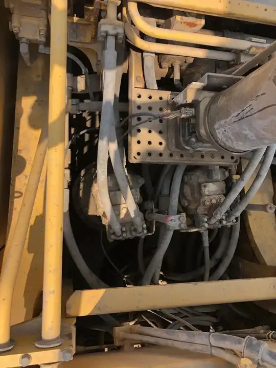 PC700 PC800 Excavator Track Roller Sprockets Undercarriage Spare Parts Track Chain Link for Komatsu - Kotrógép: 3 kép. PC700 PC800 Excavator Track Roller Sprockets Undercarriage Spare Parts Track Chain Link for Komatsu - Kotrógép: 3 kép.